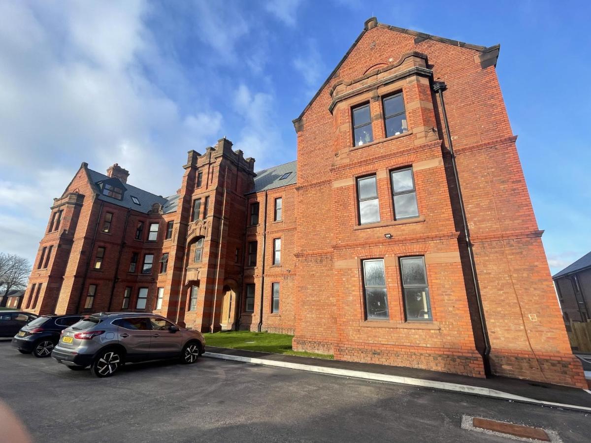 Gibson Manor Apartments Wallasey Dış mekan fotoğraf