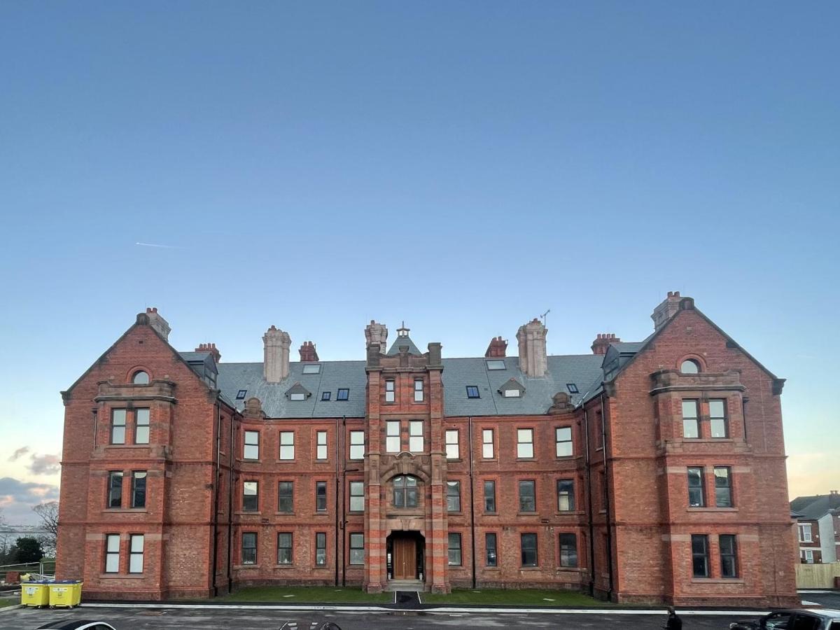 Gibson Manor Apartments Wallasey Dış mekan fotoğraf