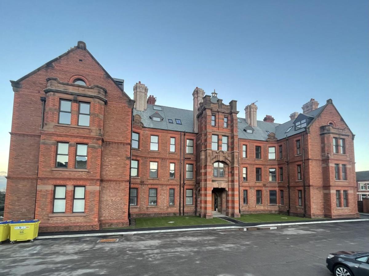 Gibson Manor Apartments Wallasey Dış mekan fotoğraf