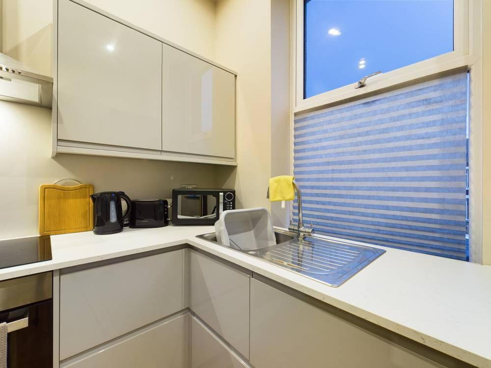 Gibson Manor Apartments Wallasey Dış mekan fotoğraf